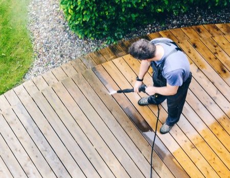Is Soft Washing Better for Your Wood Deck? What Virginia Homeowners Should Consider Thumbnail